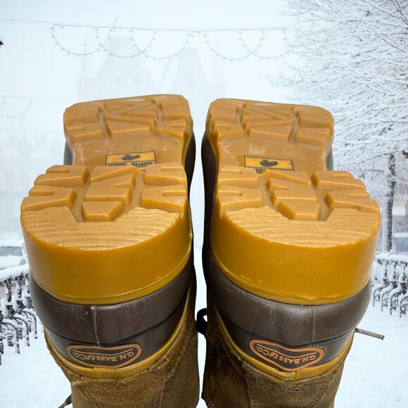 G.H. BASS Calgary Brown Insulated Ankle Winter Duck Boots Unisex Youth US Size 4 - Picture 9 of 12